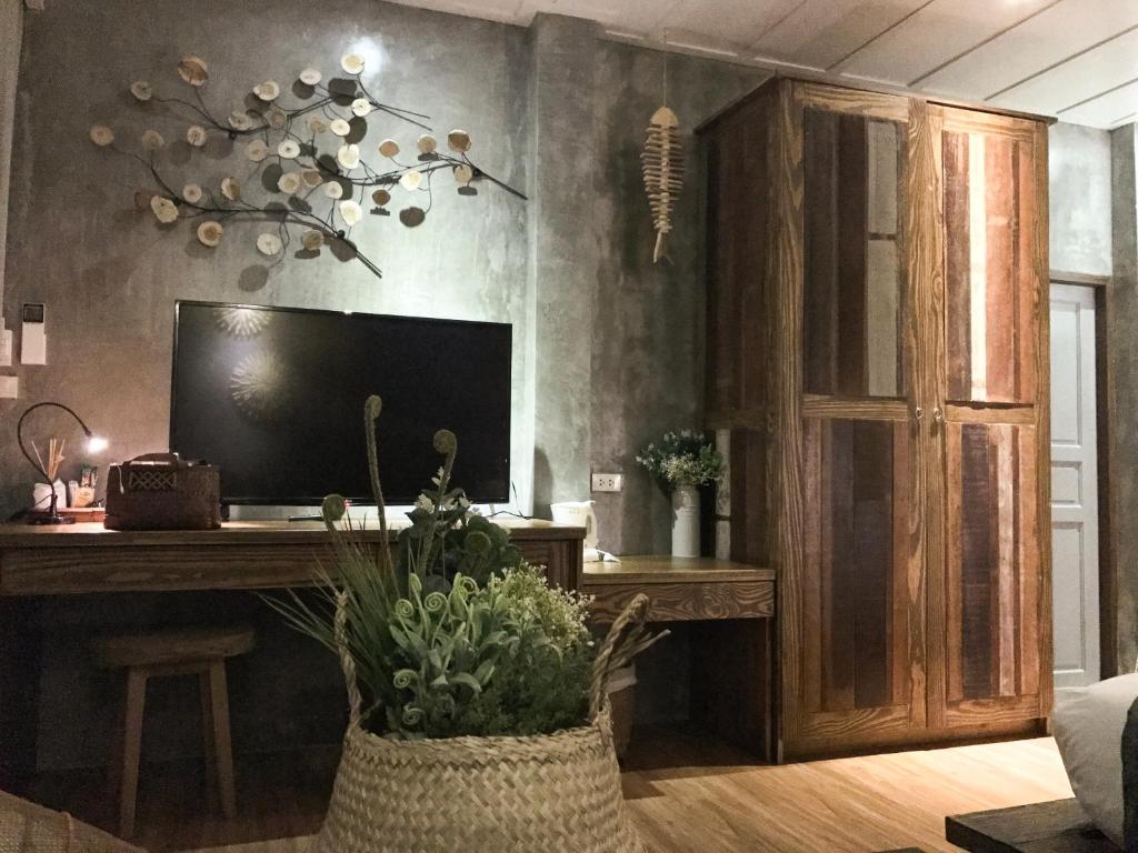 Sand in My Shoes Beach Loft - 8