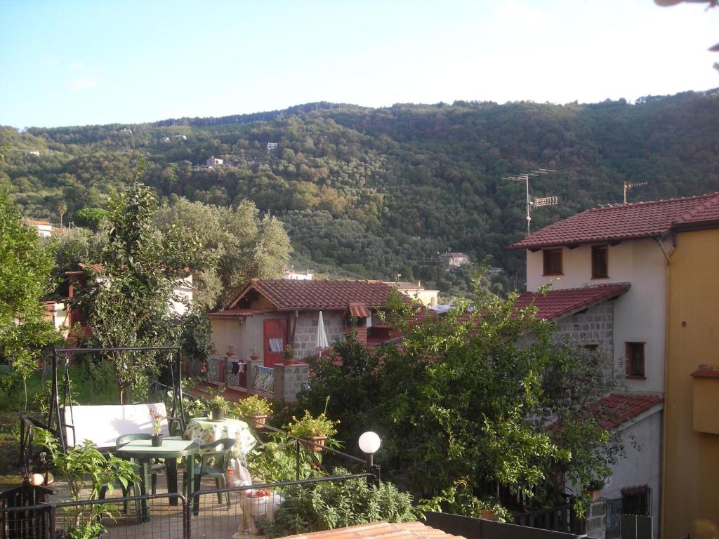 Nespecifikovaný výhled na hory nebo výhled na hory při pohledu z bed and breakfast