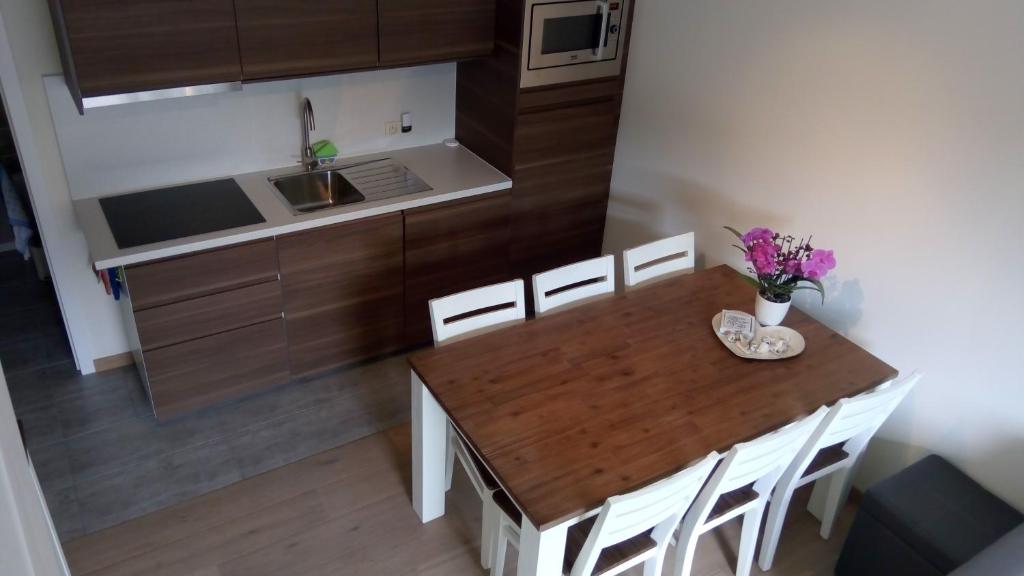 Kuchyň nebo kuchyňský kout v ubytování Vakantiehuisje Bredene