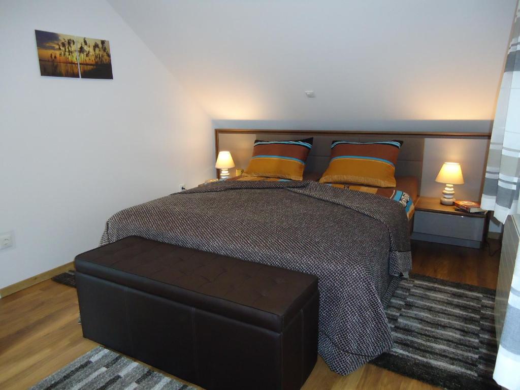 Apartment Spectre - 10