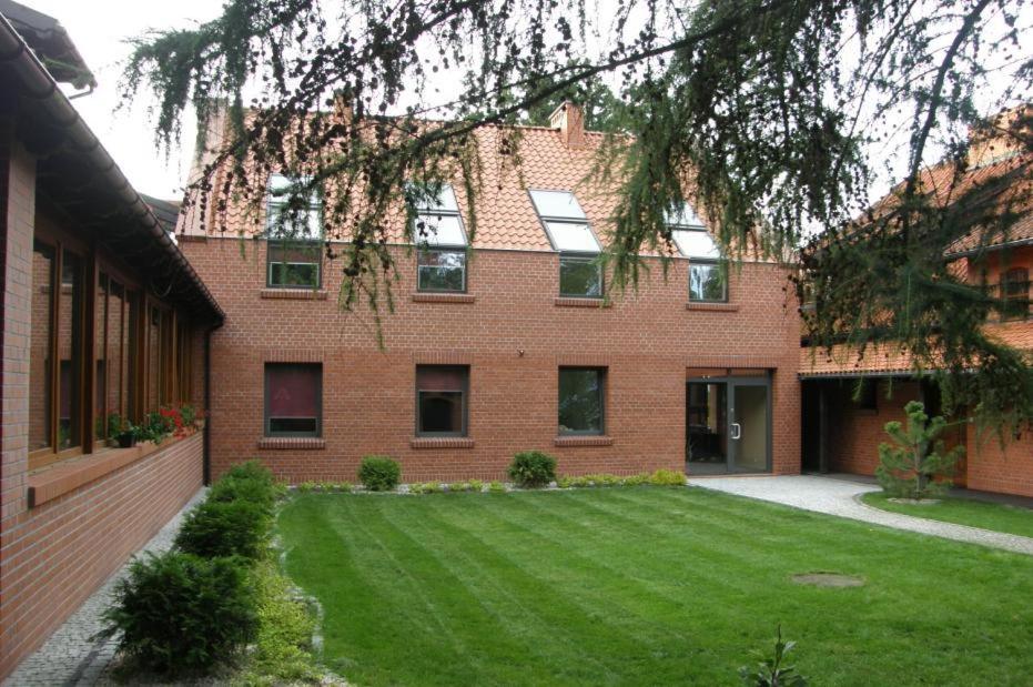 Vonkajšia záhrada v ubytovaní Hotel Belfer