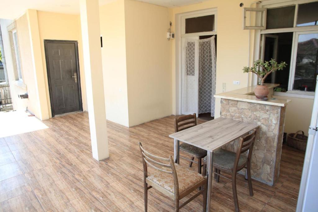 Fotografie z fotogalerie ubytování Guest house Ebralidze v destinaci Mccheta