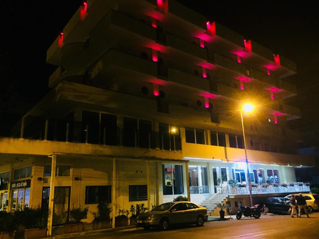 Budova, kde se hotel nachází
