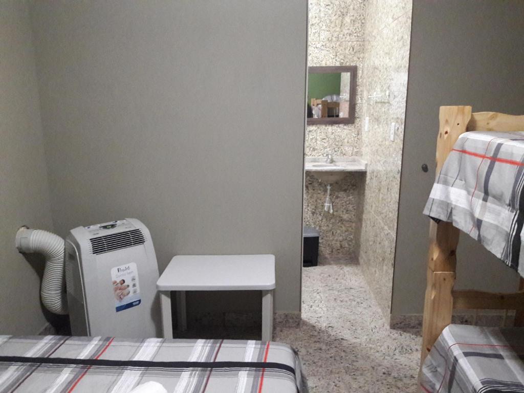  Hostel Falcão-Suites Privativas com Ar Condicionado