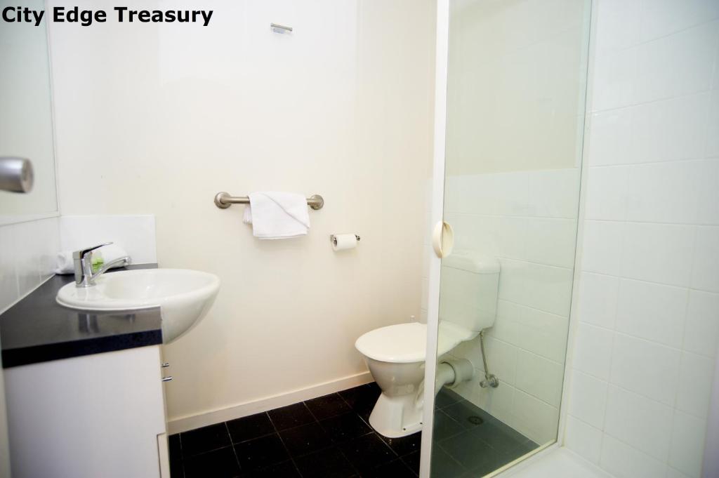 City Edge East Melbourne Apartment Hotel - Resim 10