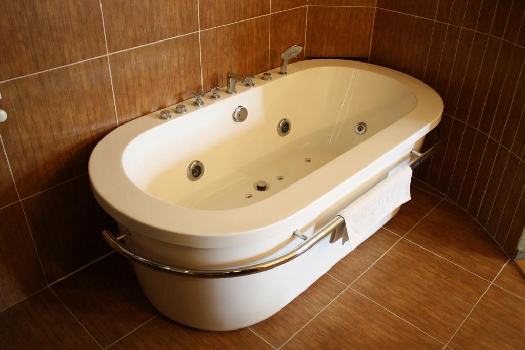 Noclegi Nad Osławą - Double Room With Private Bathroom