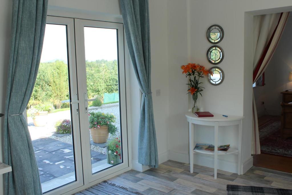 Foto dalla galleria di Bunlin Heights Self Catering Studio a Milford