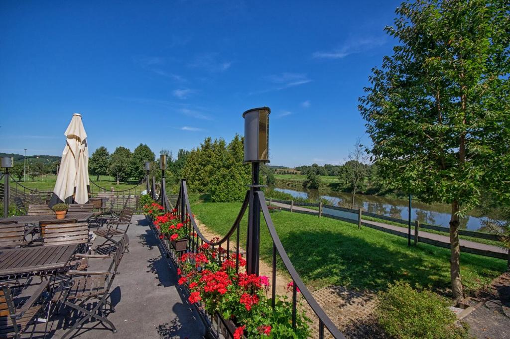 Zahrada ubytování Gastwirtschaft & Hotel Hallescher Anger