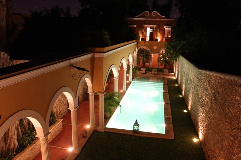 Bazén v ubytování Hotel Hacienda Mérida VIP nebo v jeho okolí