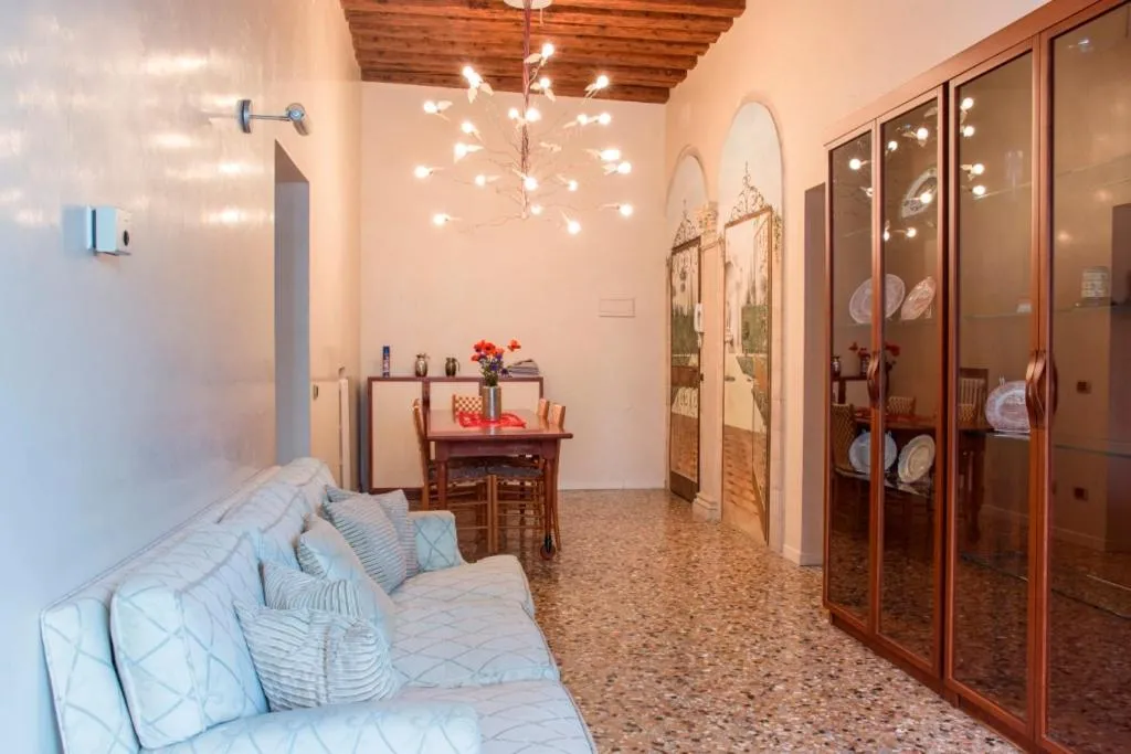 CA FOSCARINI 1, Venice, Italy