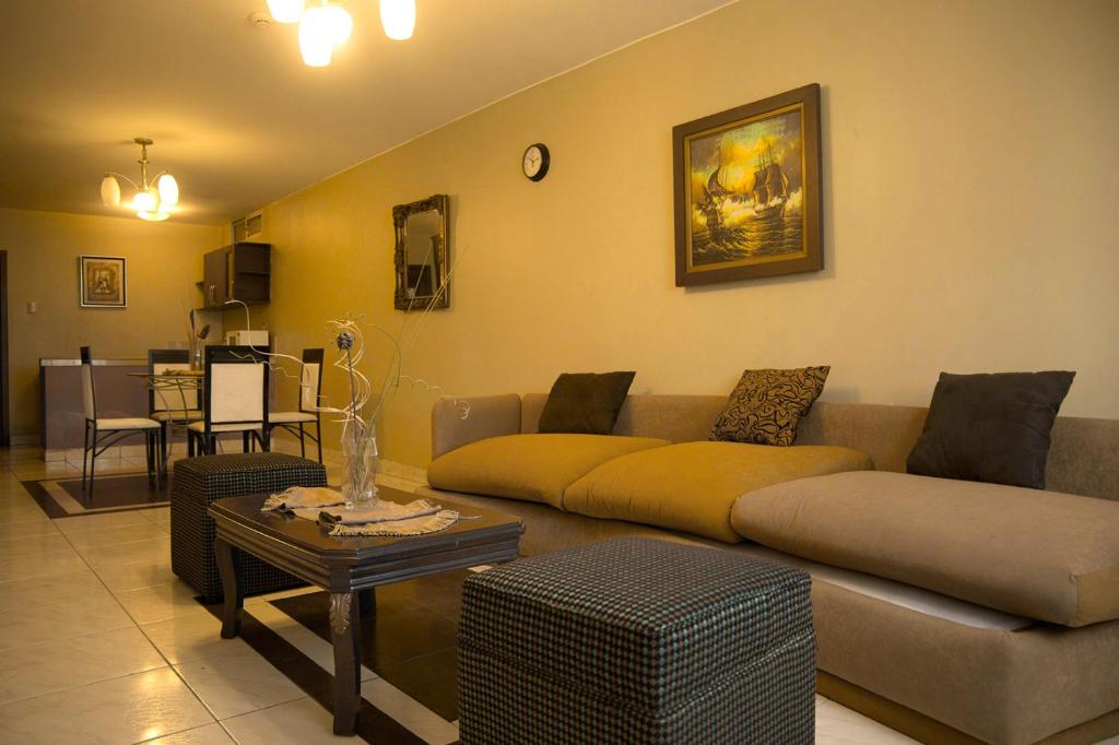 Posezení v ubytování Tropical Inn Hotel