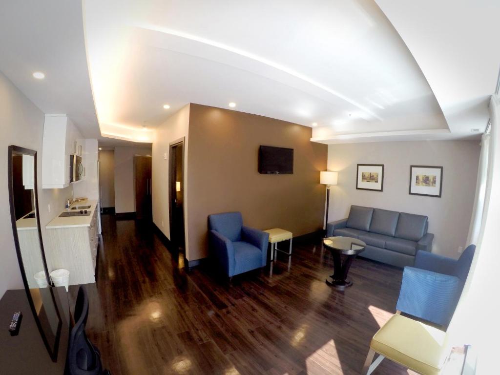 TV a/nebo společenská místnost v ubytování M Montreal Hostel