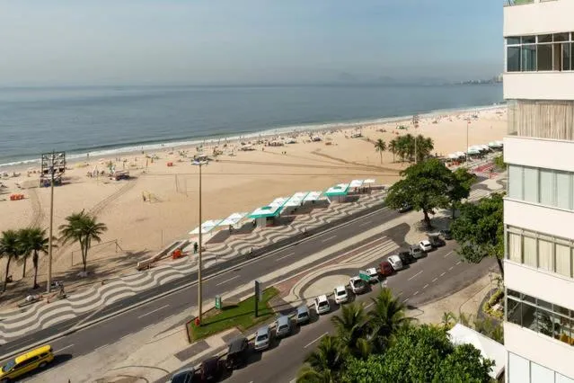 Copacabana Frente para a Praia 1005, Rio de Janeiro, Brazilia