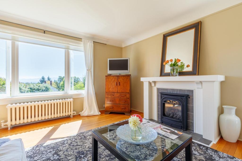 Fairholme Manor Inn - Penthouse Suite