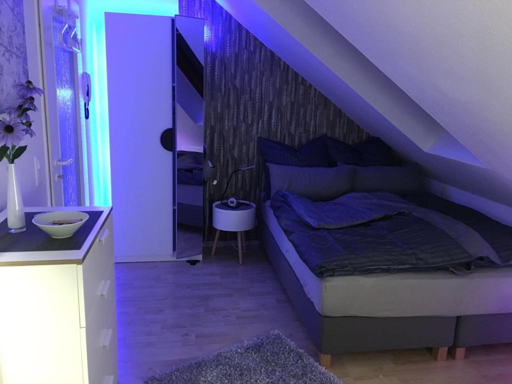Postel nebo postele na pokoji v ubytování Mini-Ferien-Suite Hildesheim