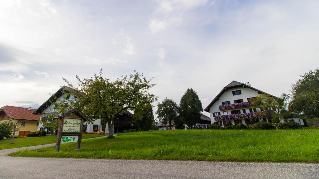 Budova, v ktorej sa farma nachádza