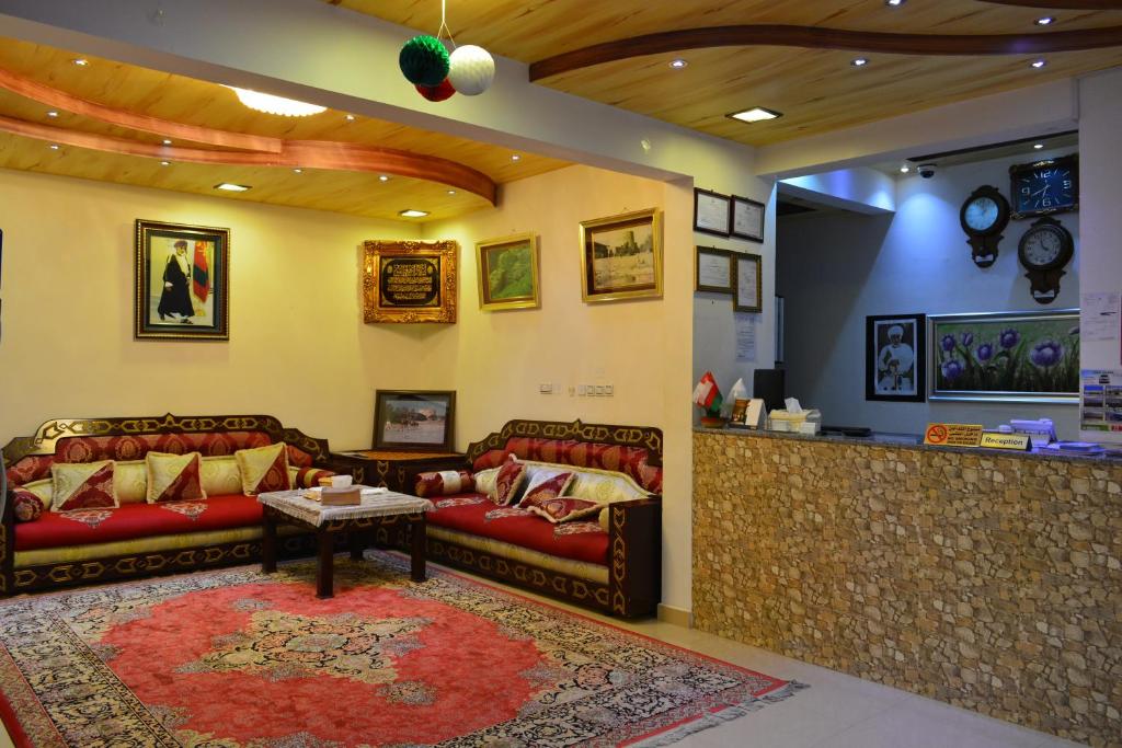 Posezení v ubytování Al Karam Hotel Apartment