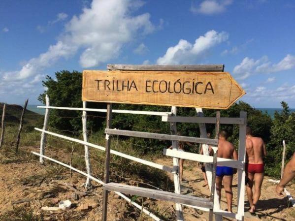 Apartamento em Jacumã