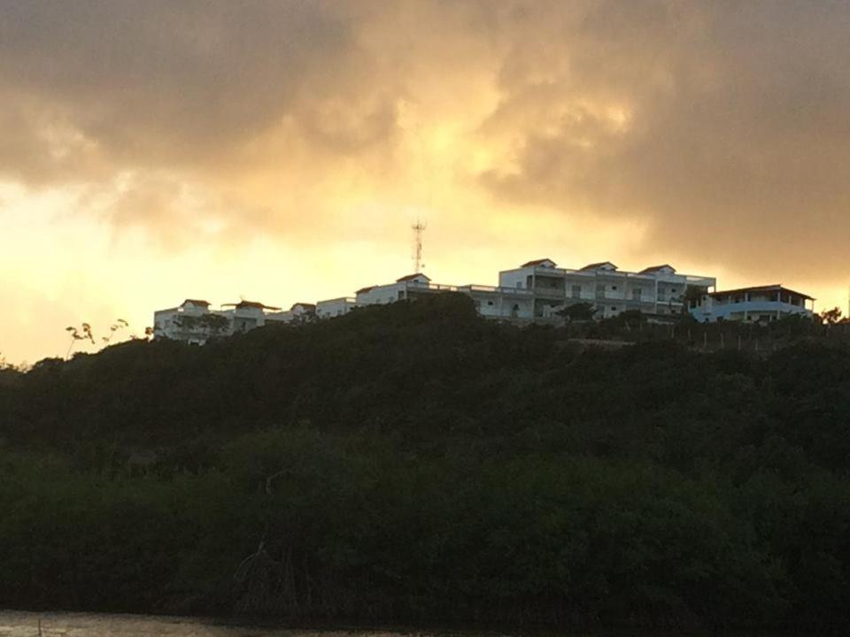  Apartamento em Jacumã