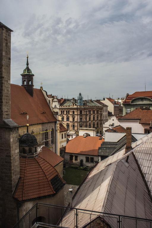Nespecifikovaný výhled na destinaci Plzeň nebo výhled na město při pohledu z hotelu
