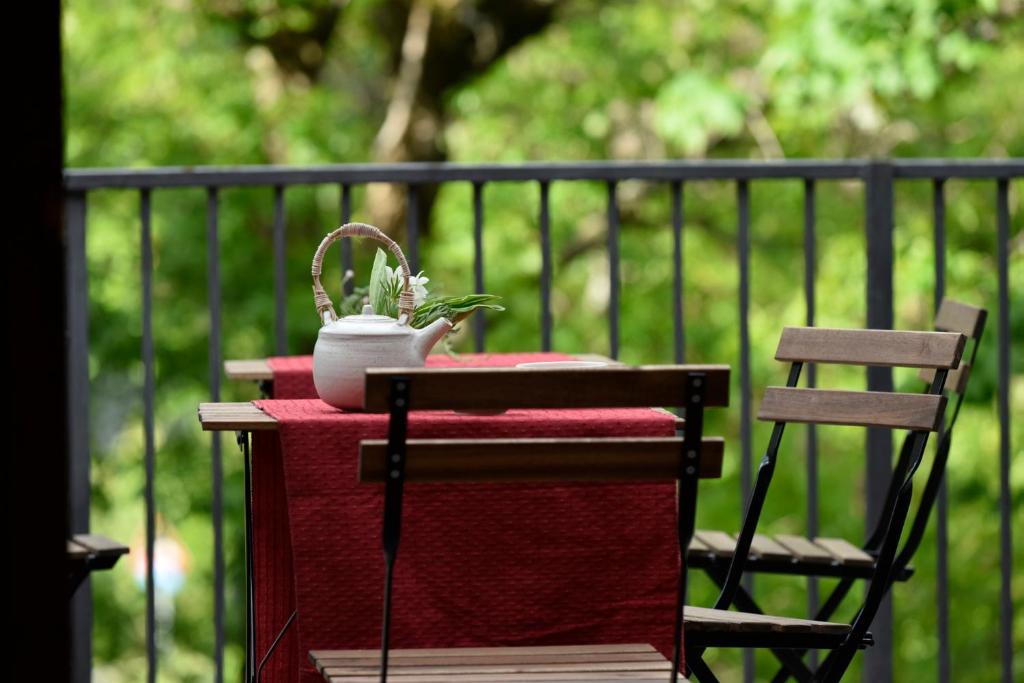 A balcony or terrace at Rifugio Lou Lindal