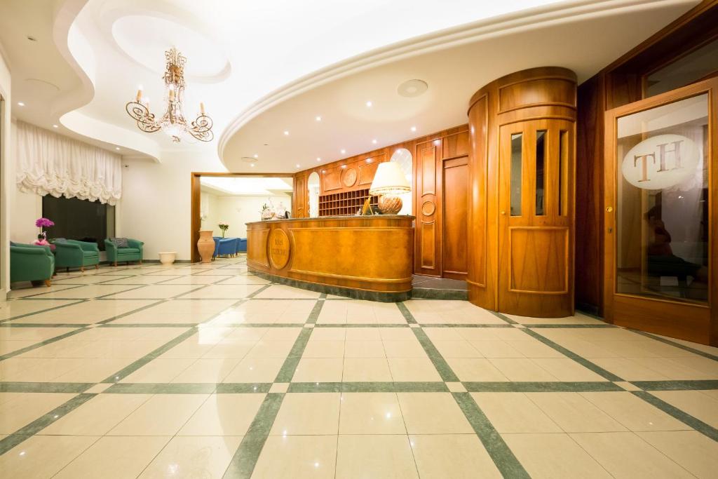 Vstupní hala nebo recepce v ubytování Hotel Tritone