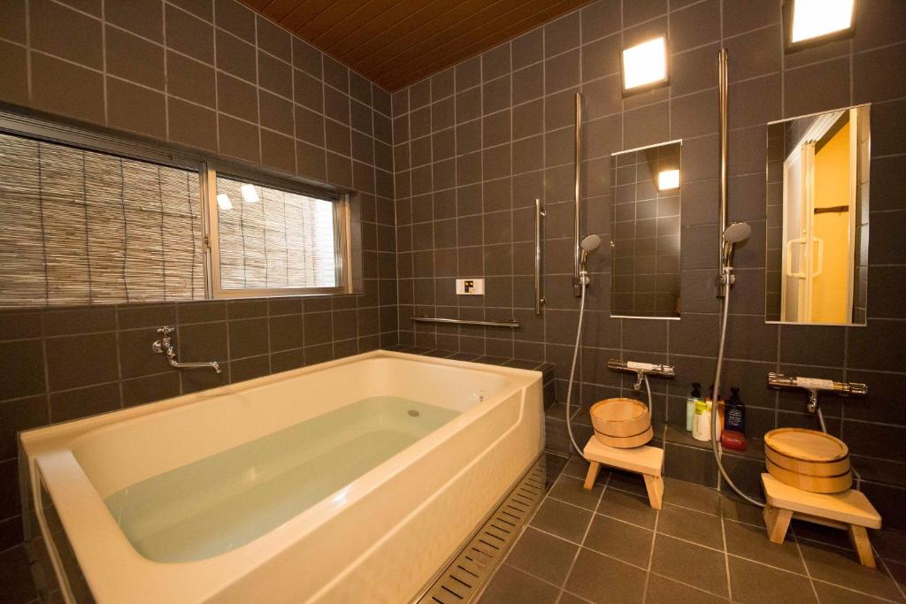 Koupelna v ubytování Fujitaya BnB