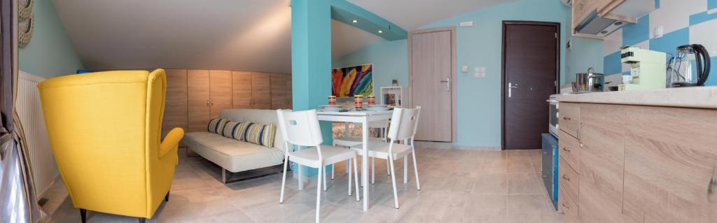 Amazing Place in Pedini - 7