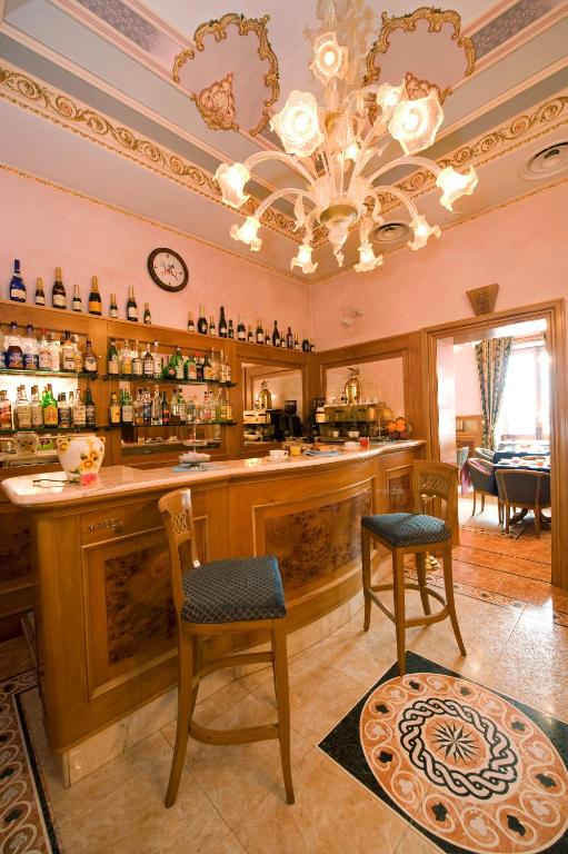 Nápoje v ubytování Hotel Joli
