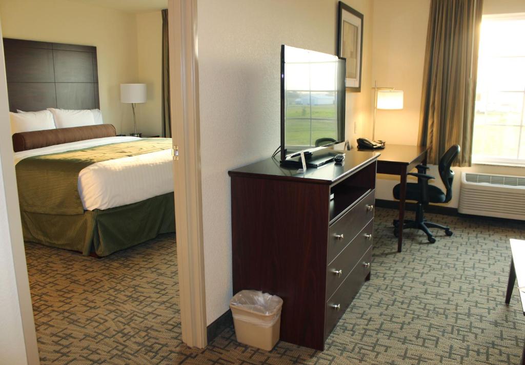 Cobblestone Inn & Suites - Lamoni - Suite King