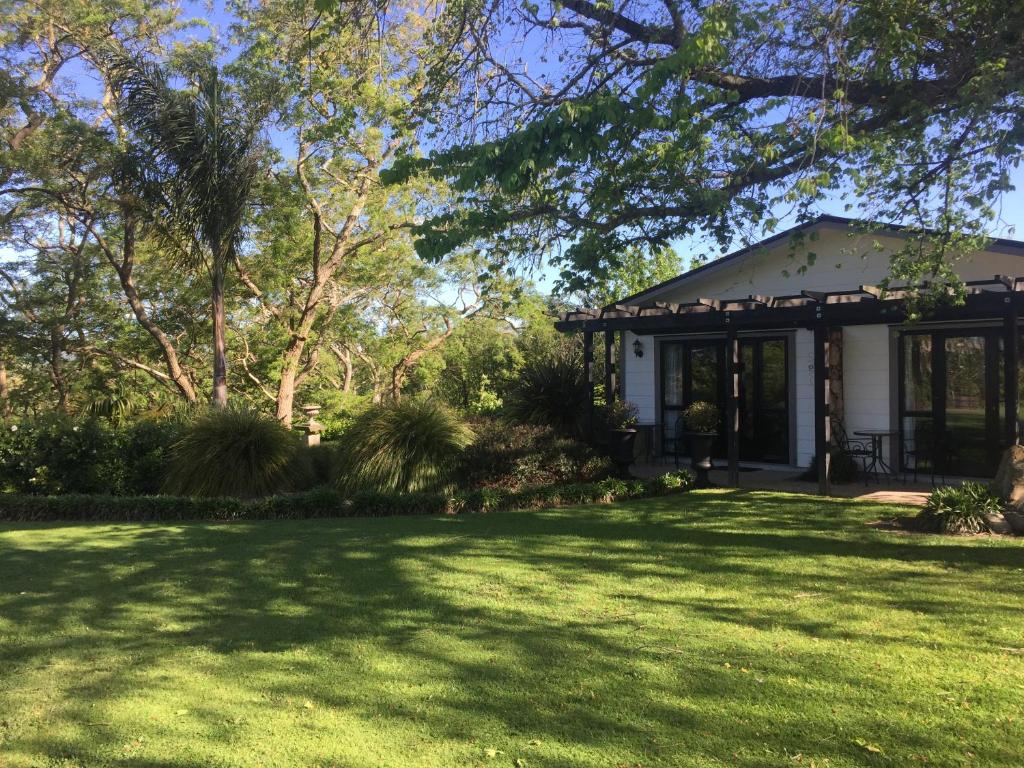 Cambridge Coach House