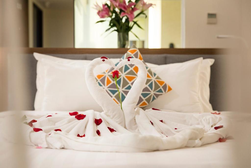 Phòng Deluxe Giường Đôi Nhìn ra Thành phố và có Ban công