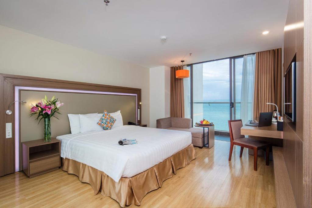 Suite Gia Đình Có Ban Công