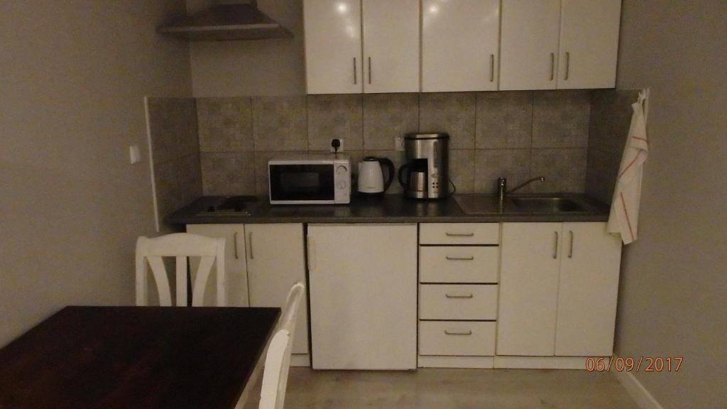 Villa Pod Orzechem w Zaniemyślu - Comfort-driepersoonskamer