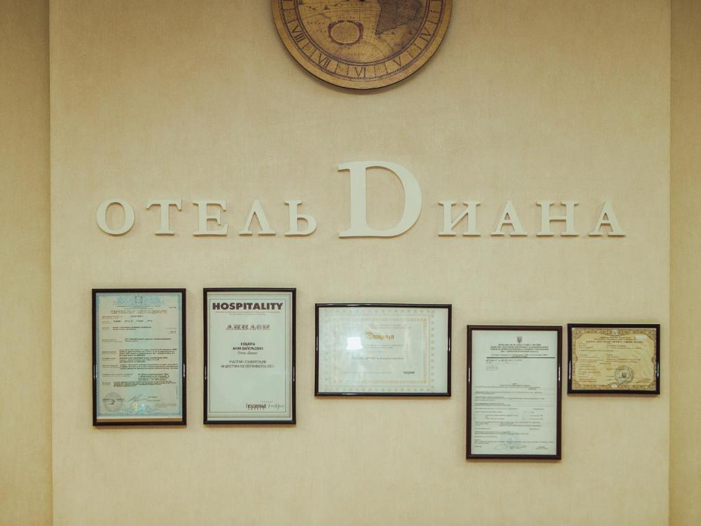 Certifikát, hodnocení, plakát nebo jiný dokument vystavený v ubytování Hotel Diana