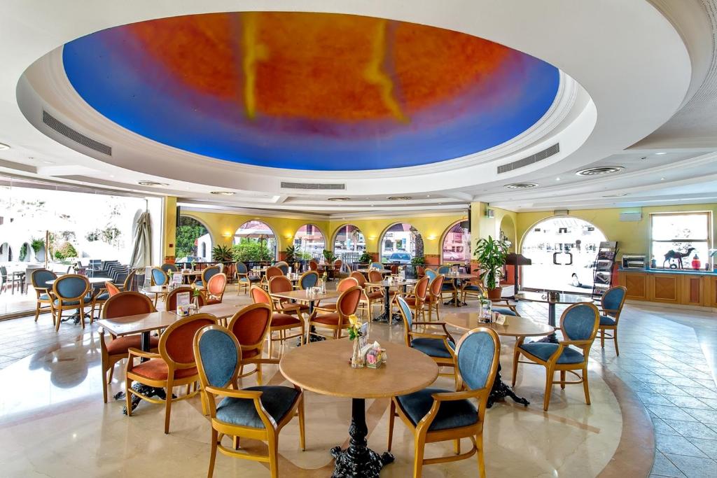 Restoran või mõni muu söögikoht majutusasutuses Marbella Resort