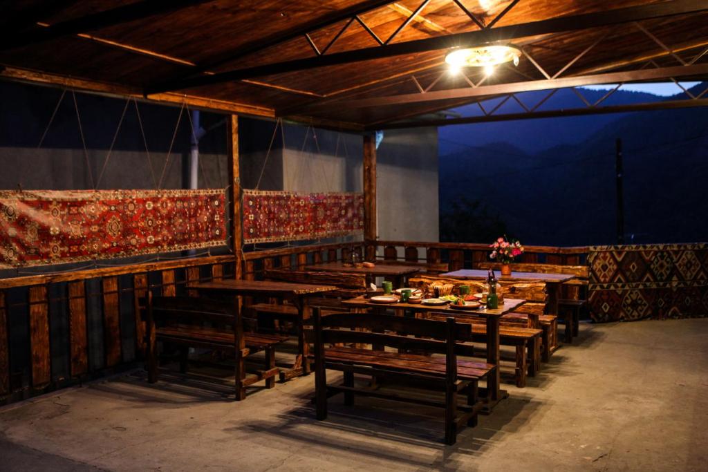 Restaurace v ubytování Guest house Dilijan Orran