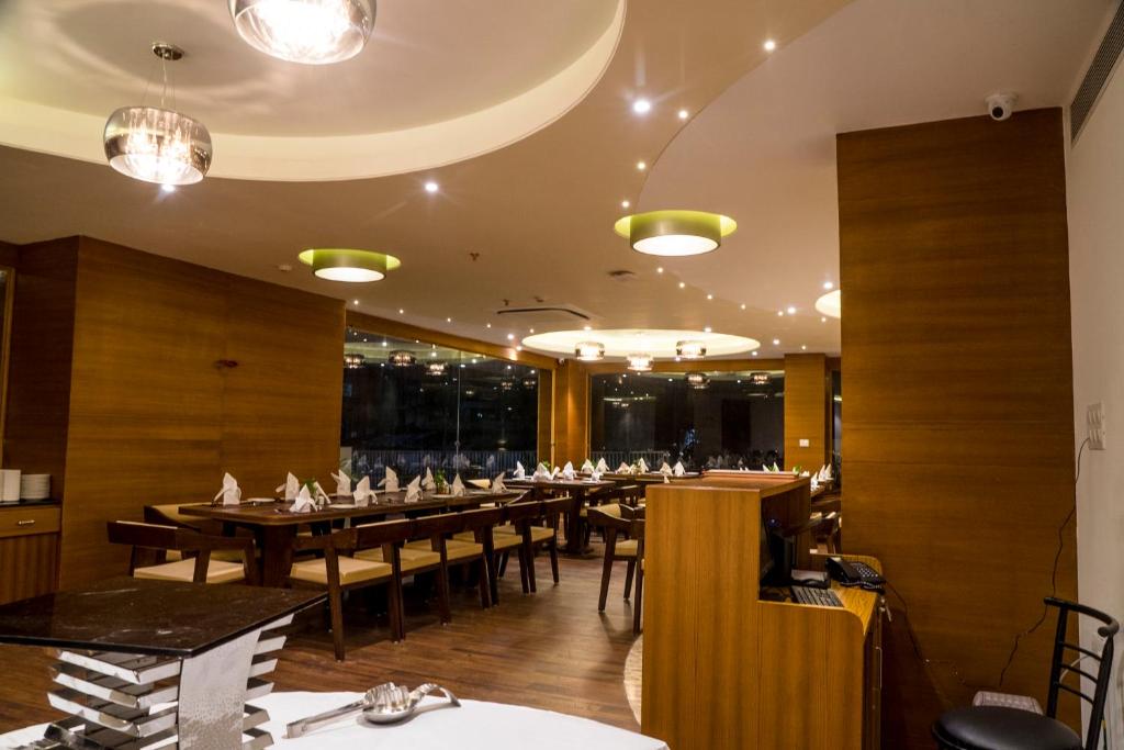 Restaurace v ubytování Hotel Udai Median