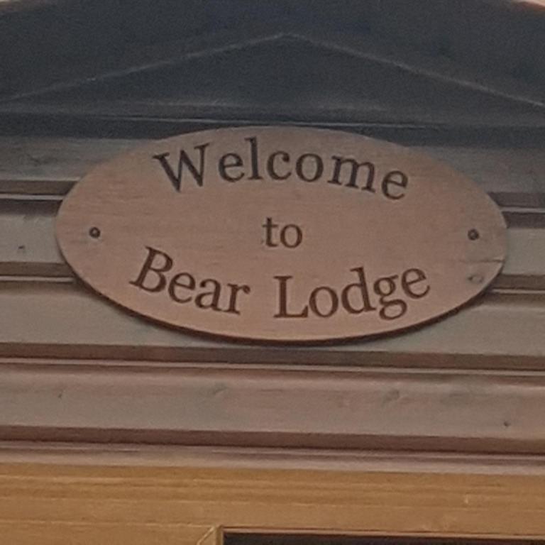 Certifikát, hodnocení, plakát nebo jiný dokument vystavený v ubytování Bear Lodge