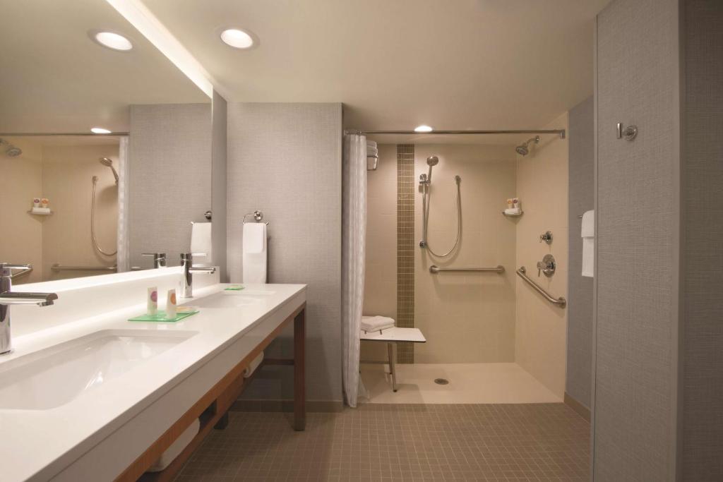 Hyatt Place Chicago O'Hare Airport - 
