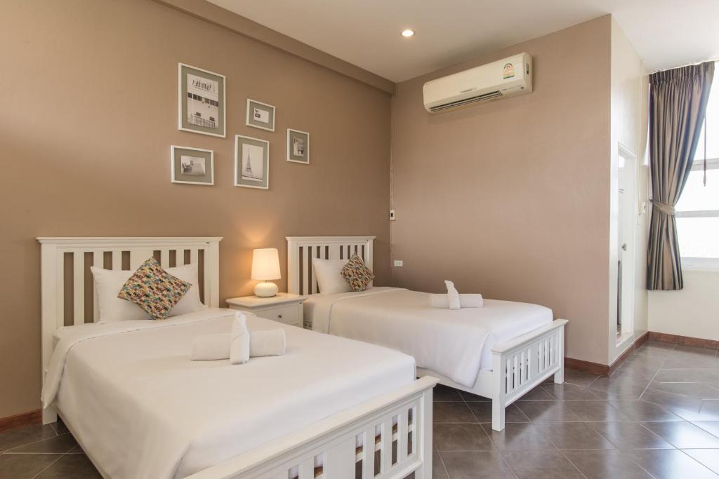 
Deluxe Double or Twin Room
