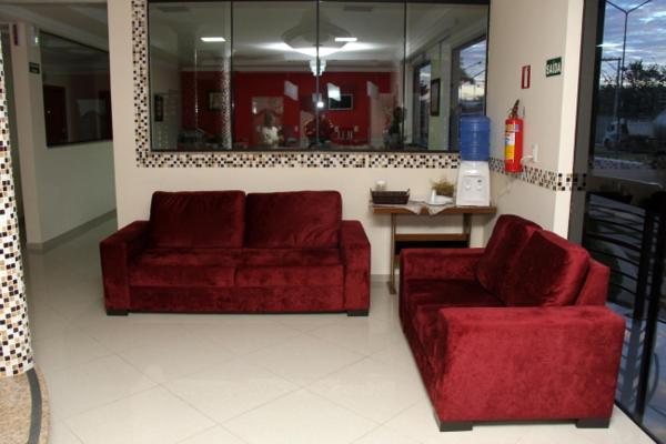  Gold Hotel
