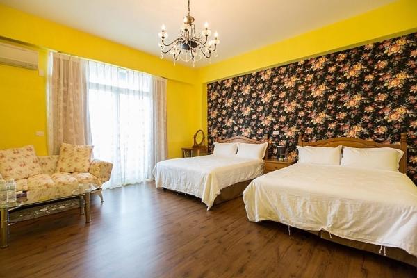 Postel nebo postele na pokoji v ubytování Slowly B&B