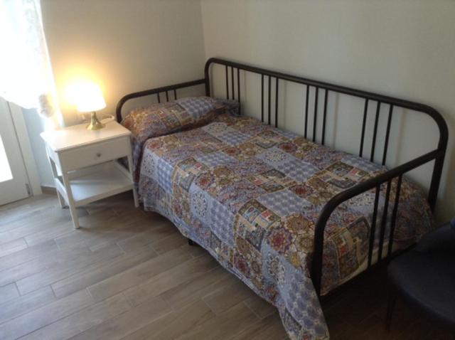 A bed or beds in a room at El Doorado