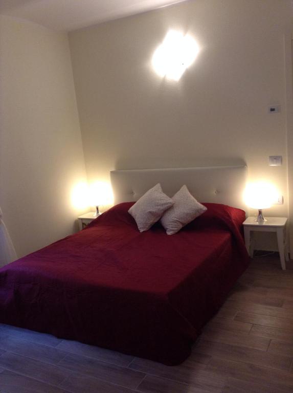 A bed or beds in a room at El Doorado