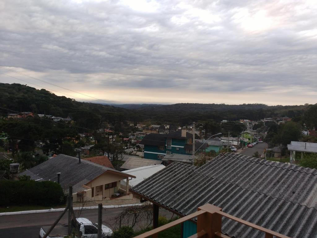 vistas a la ciudad desde la azotea en Vista Dutra, en Gramado