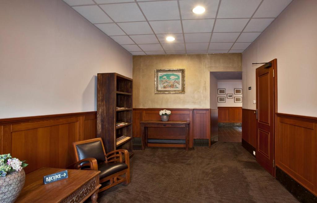 Posezení v ubytování Hotel Tacl