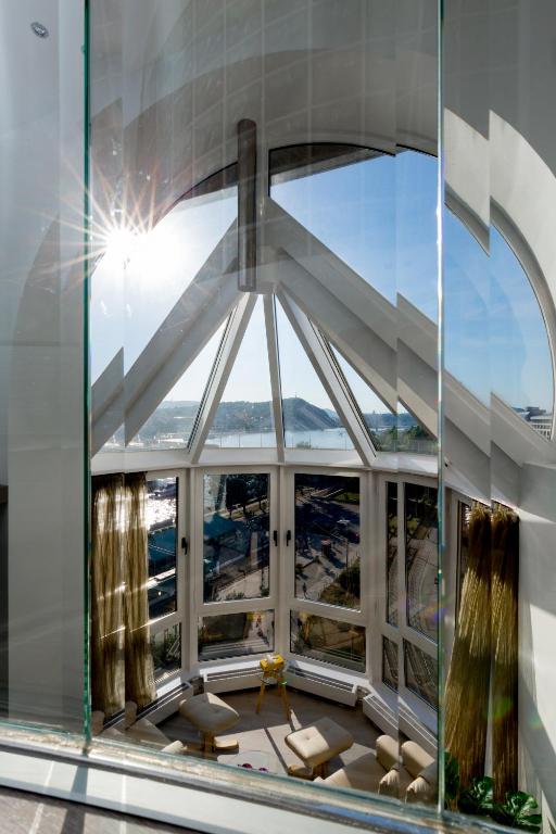 Kép Panorama Dream Home w 3BDR, AC, Garage szállásáról Budapesten a galériában