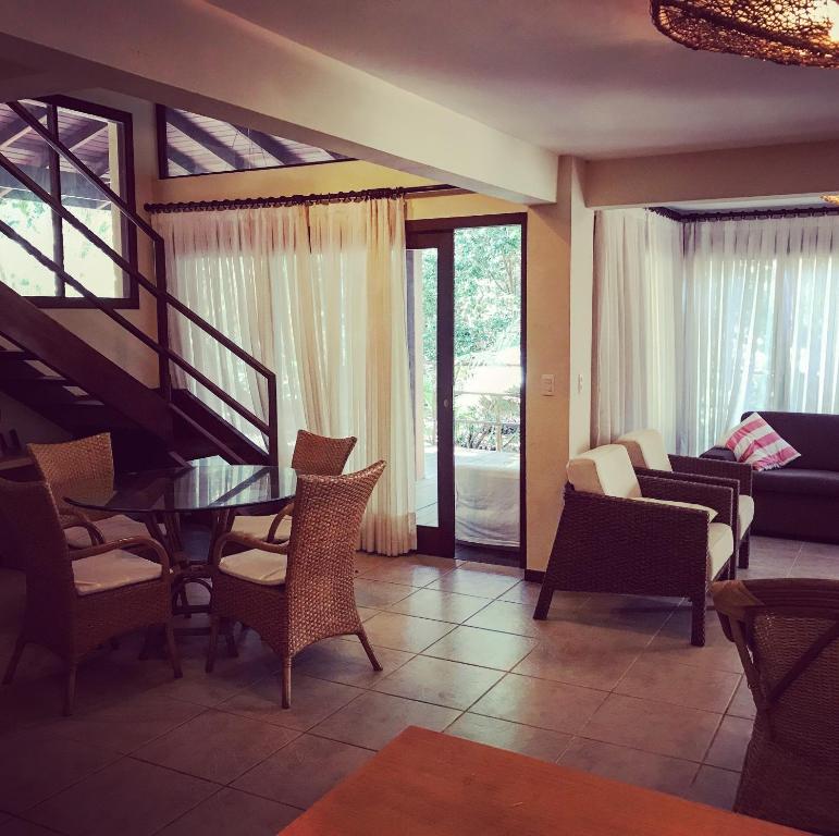  Pipa Hills Casa Varela