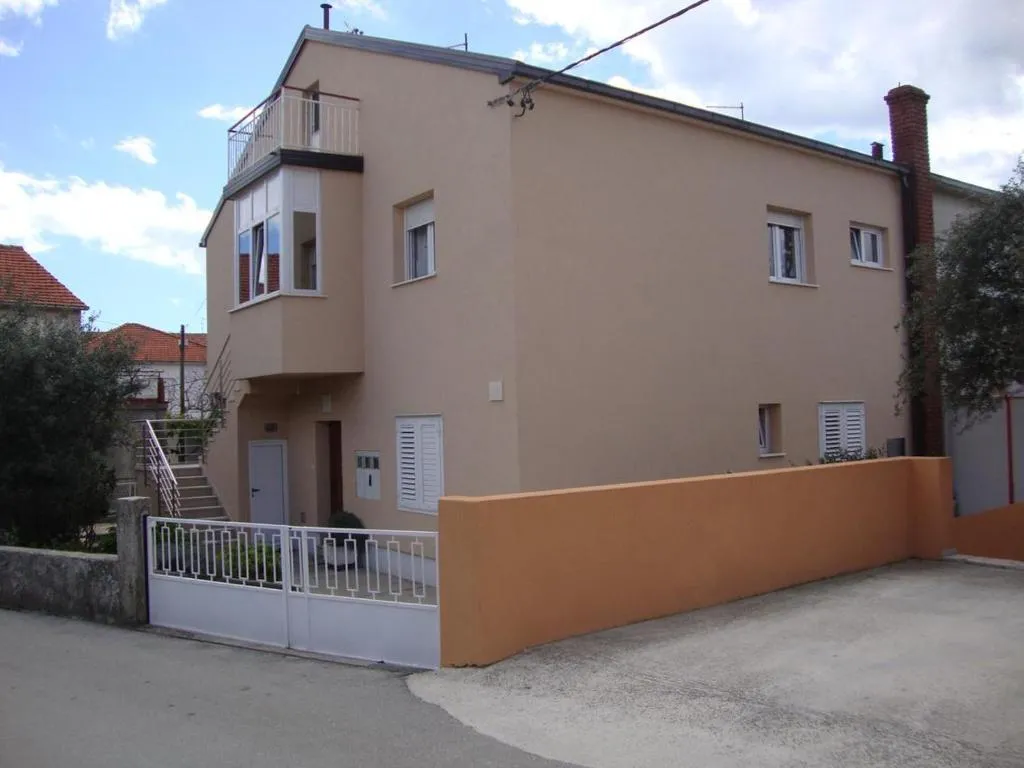 Apartments with a parking space Seget Donji, Trogir - 11524, Trogir, Croaţia